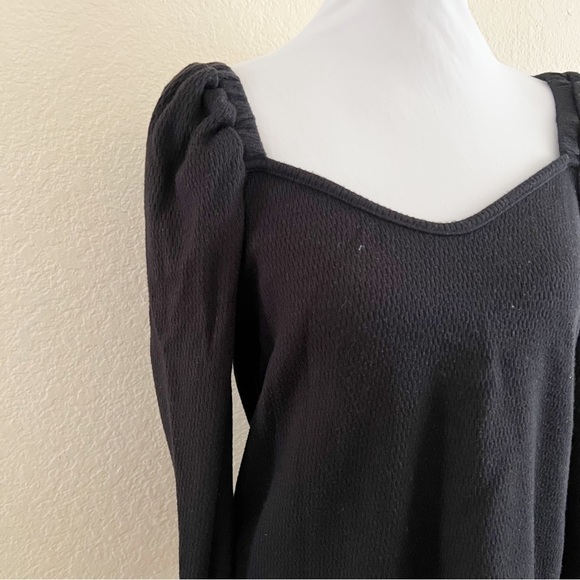 A.n.a Black long puff sleeve top Size Large - Picture 12 of 12